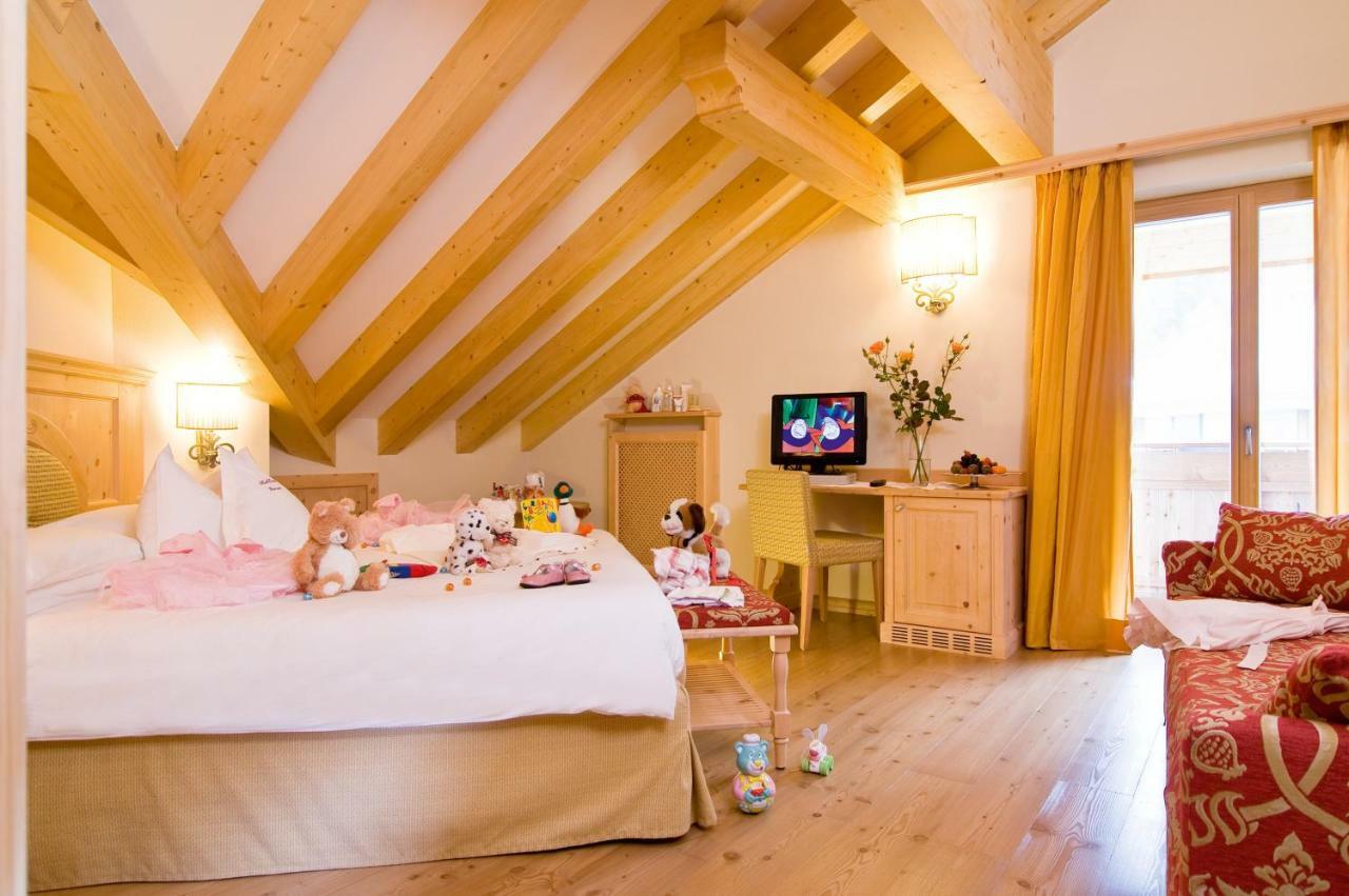 Boutique Hotel Diana Madonna Esterno foto