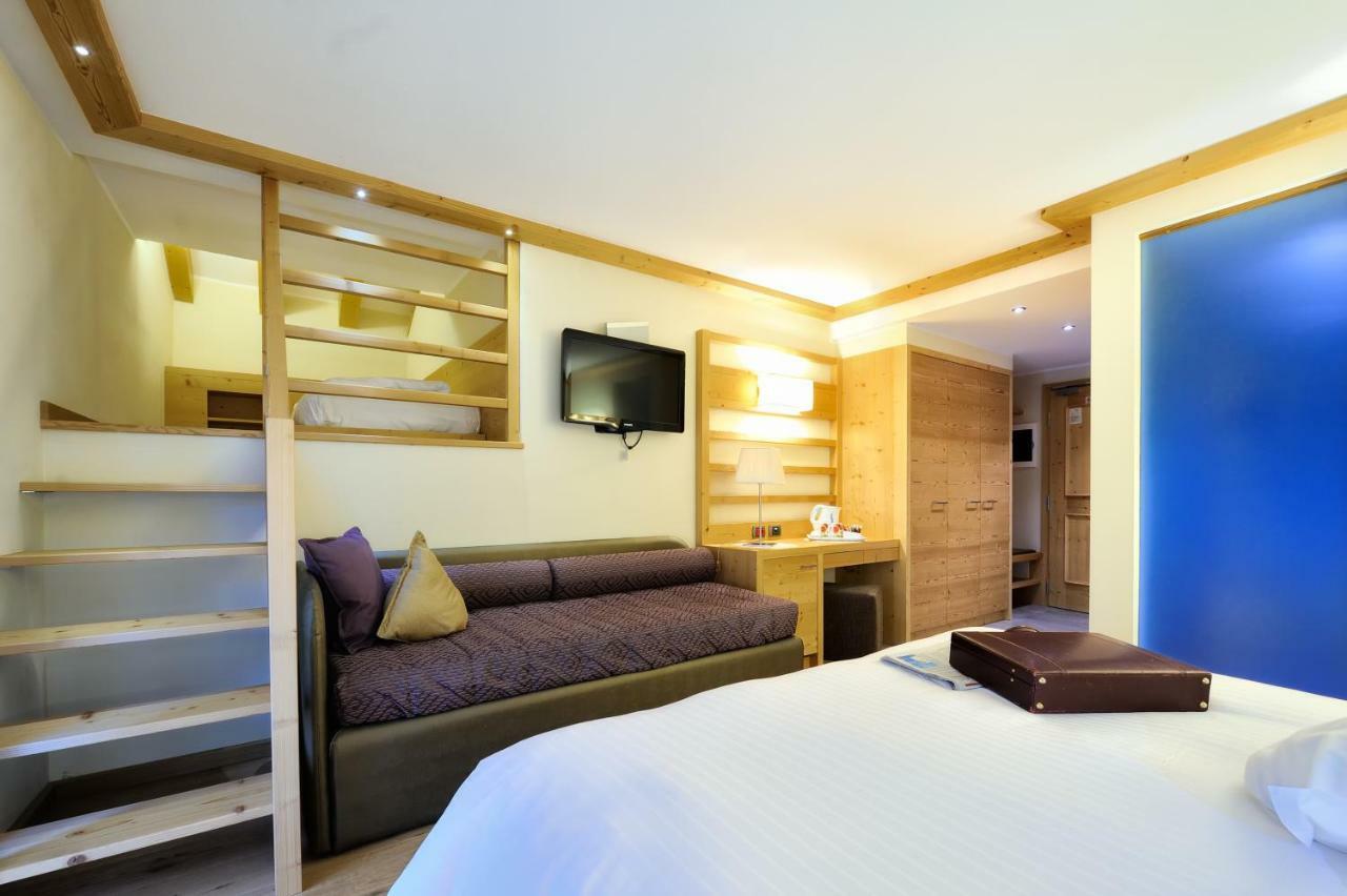 Boutique Hotel Diana Madonna Esterno foto