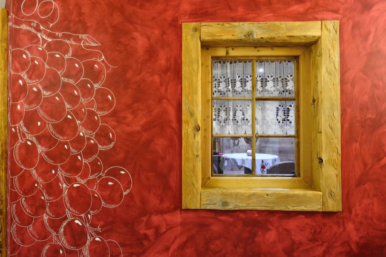 Boutique Hotel Diana Madonna Esterno foto
