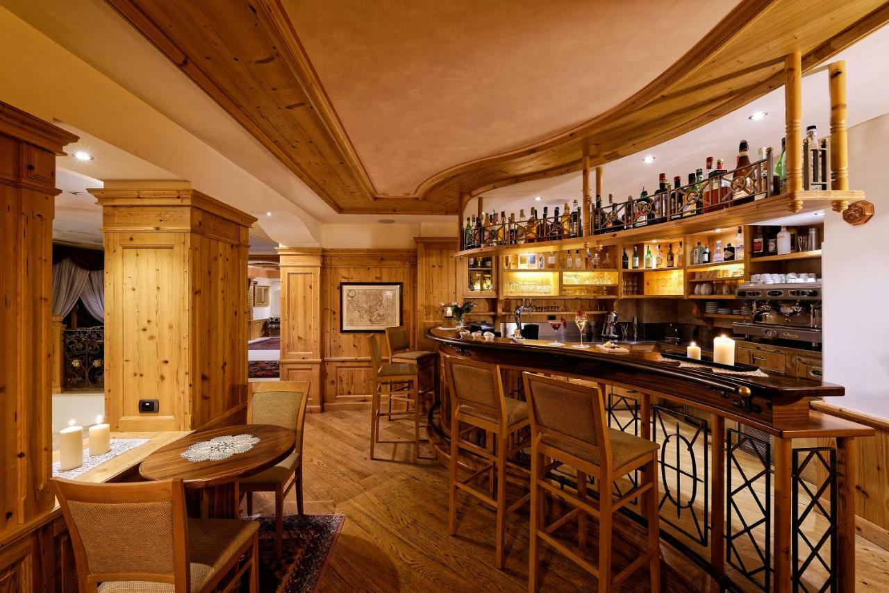 Boutique Hotel Diana Madonna Esterno foto